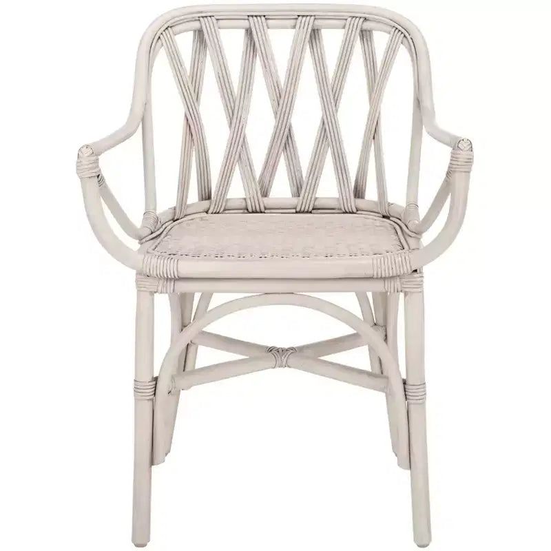 Poltrona in Rattan con Schienale Curvo e Finitura Decapata, Nessun Montaggio Richiesto