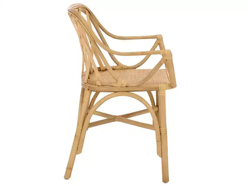 Poltrona in Rattan con Schienale Curvo e Finitura Decapata, Nessun Montaggio Richiesto