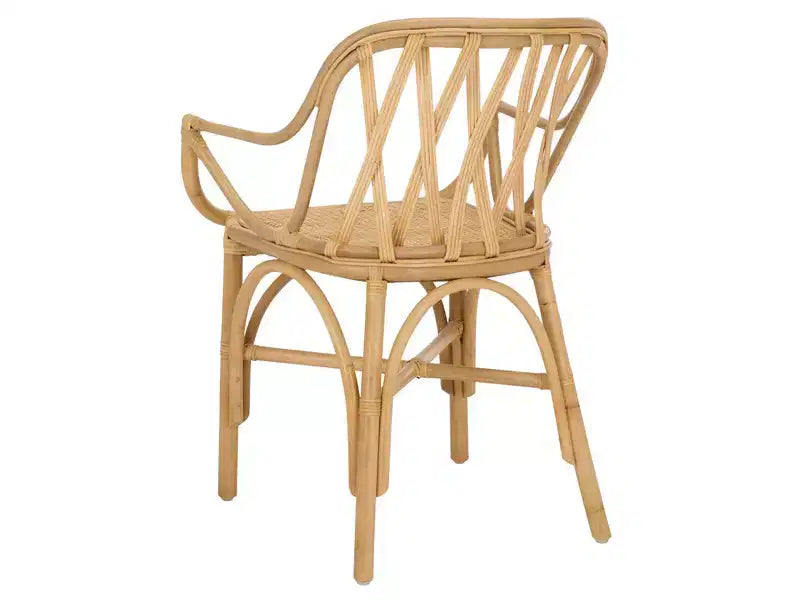 Poltrona in Rattan con Schienale Curvo e Finitura Decapata, Nessun Montaggio Richiesto