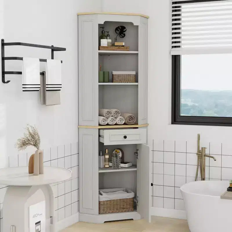 Mobile angolare alto 172 cm, in stile rustico, da appoggio. Presenta 1 anta, 1 cassetto e ripiani regolabili. Colore: Bianco.